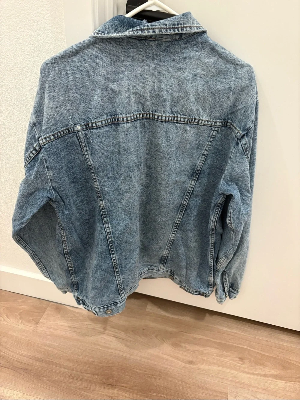 Free People Distressed Denim Jean Jacket *Read*